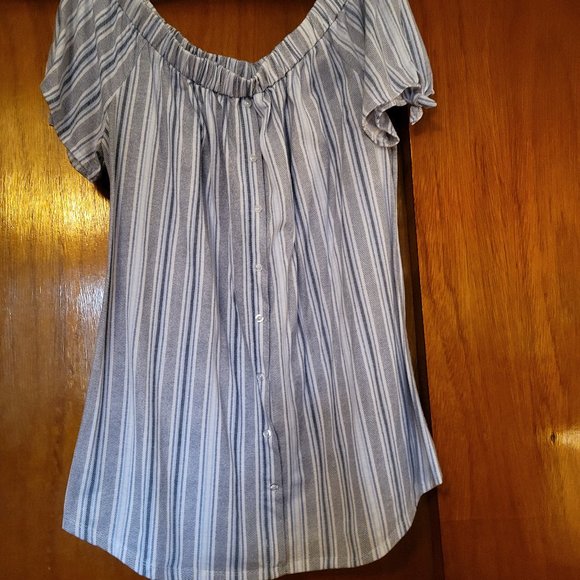 Off the shoulder blouse - Picture 1 of 2